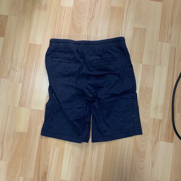 Long shorts - Picture 2 of 2